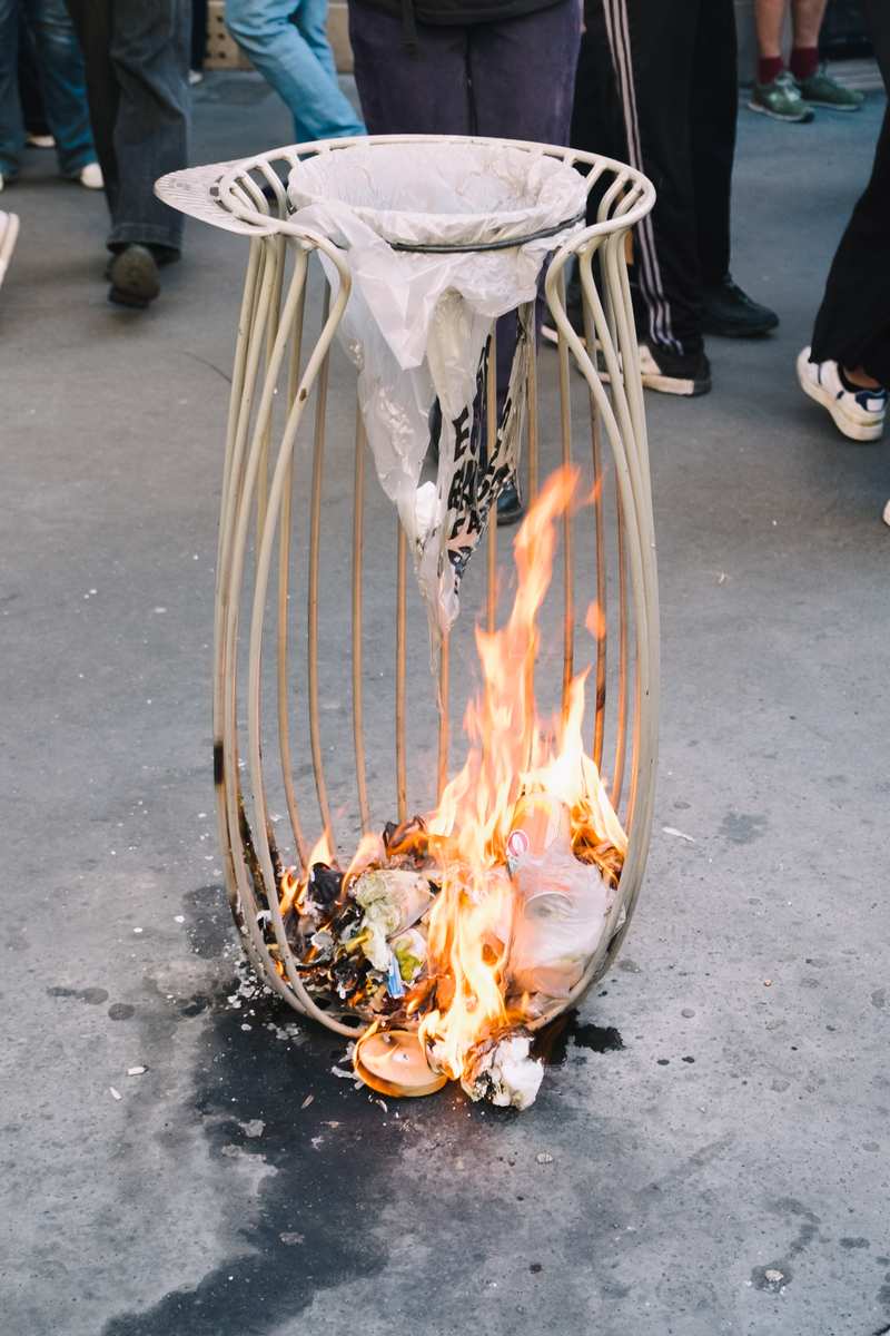 Mouvement Bloquons Tout - 18 septembre 2025 — Paris, 2025